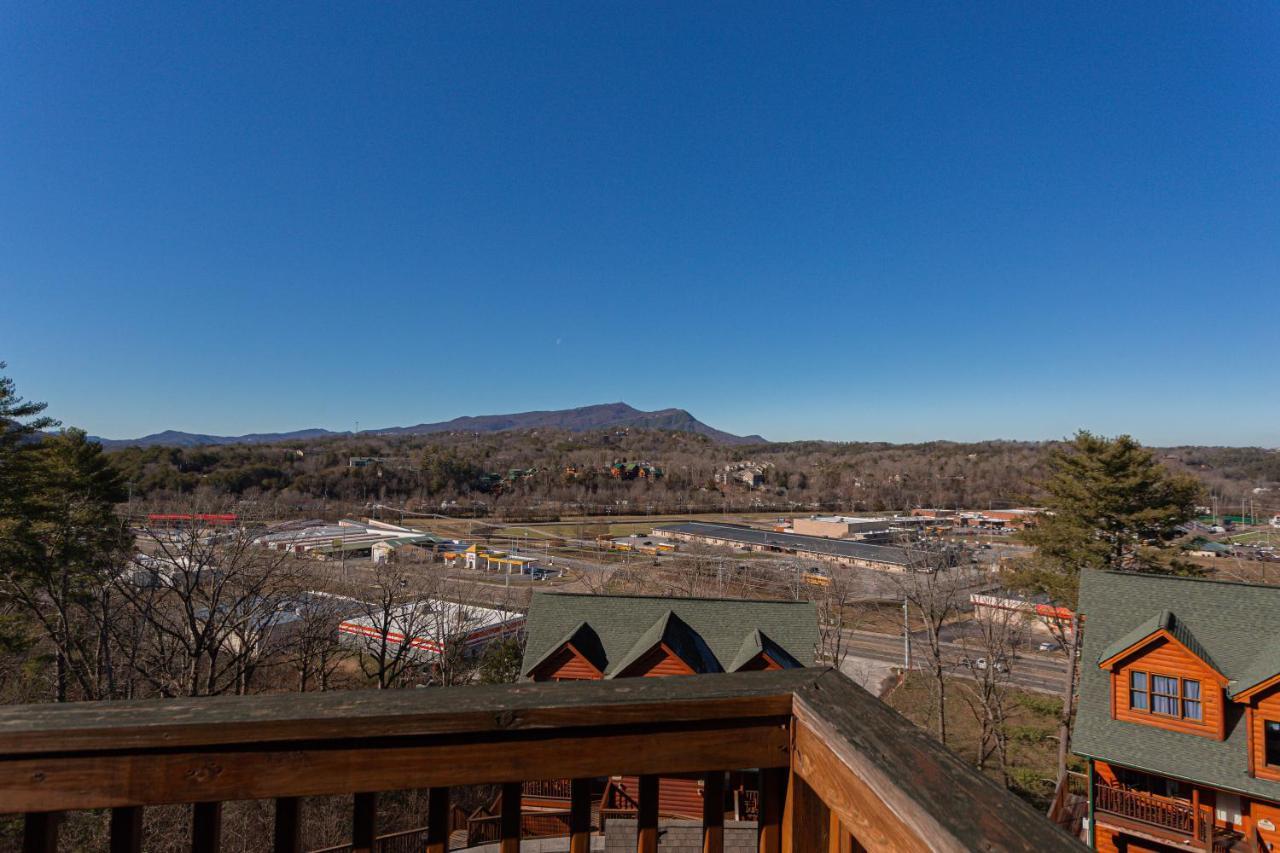 Bear Claw - Bear Claw Retreat In Pigeon Forge! Villa Exterior photo