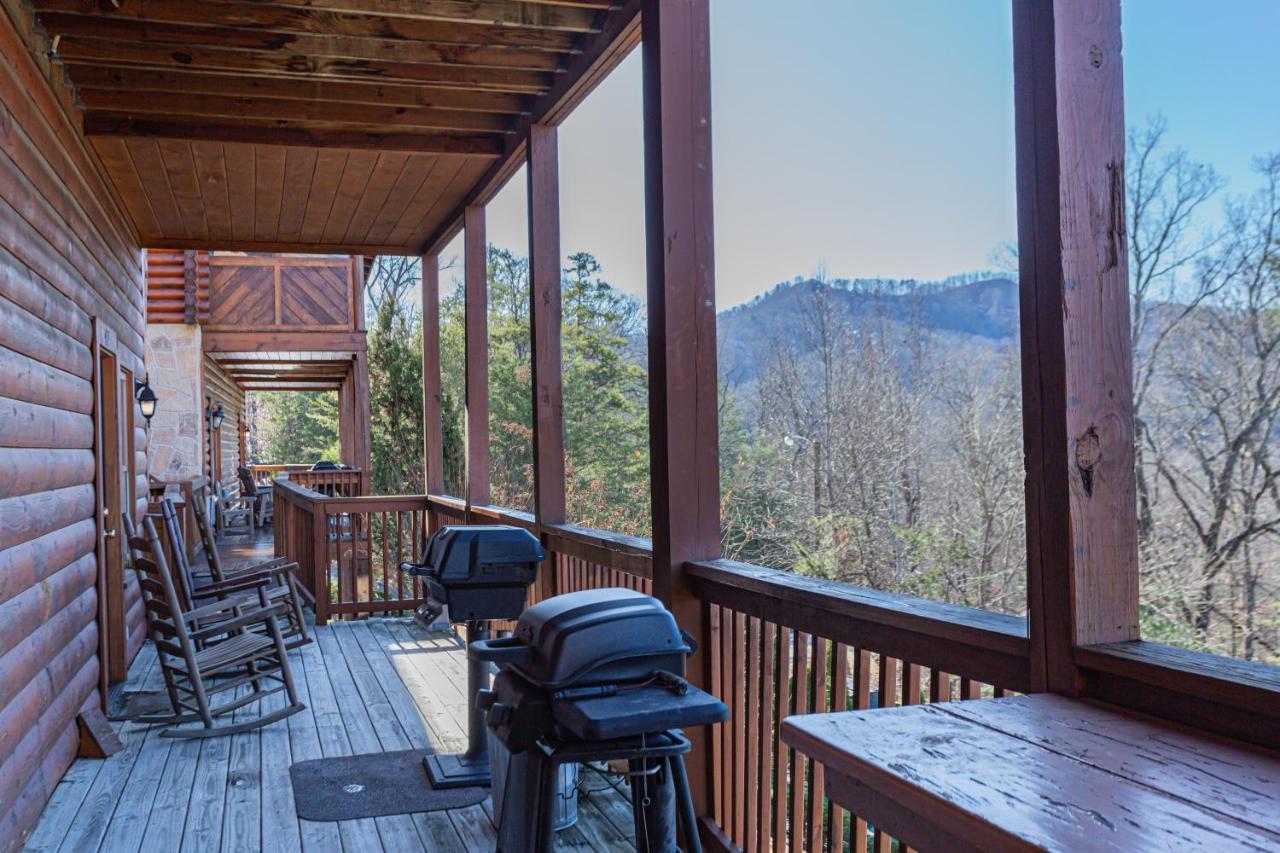 Bear Claw - Bear Claw Retreat In Pigeon Forge! Villa Exterior photo